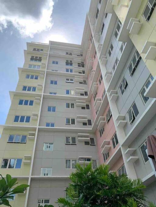 1Br With Extra Room At One Regis- Megaworld Bacolod Exterior foto